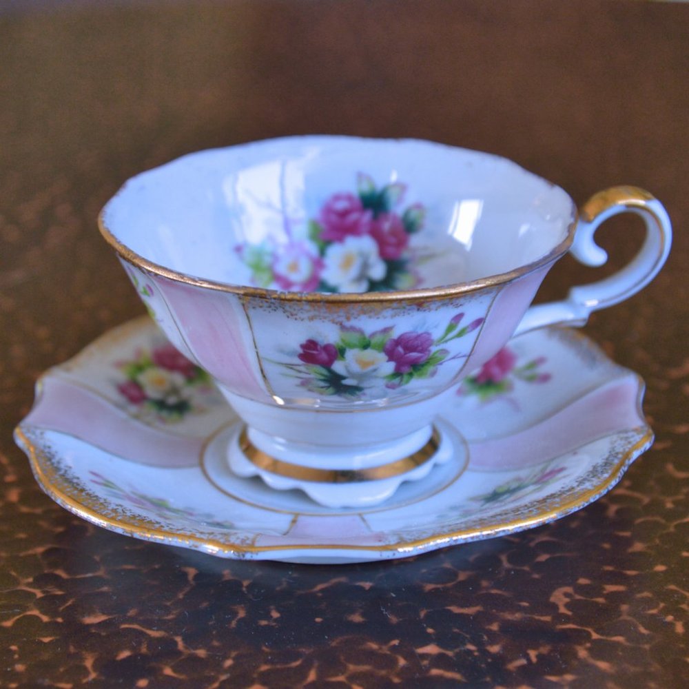 UCAGCO Vintage Floral Tea Cup and Saucer